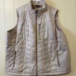 L.L. Bean 3x Women’s Light Beige Quilted Vest